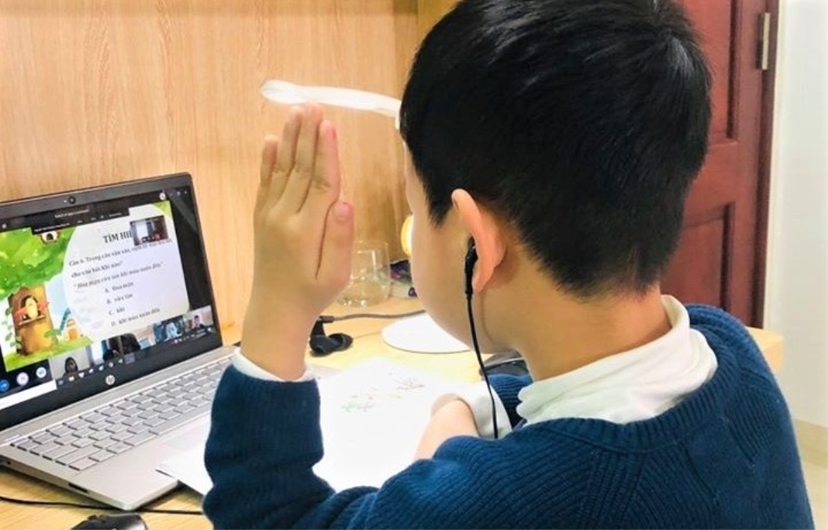 Giáo dục pháp luật - Hà Nội yêu cầu không để học sinh, sinh viên học trực tuyến kéo dài