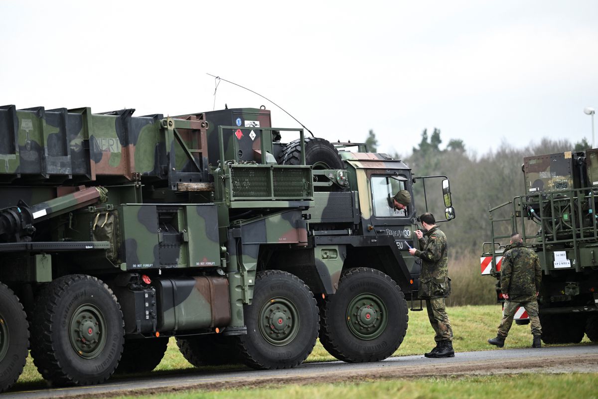 Tin thế giới - Đức bắt đầu triển khai hệ thống phòng không Patriot tới Ba Lan