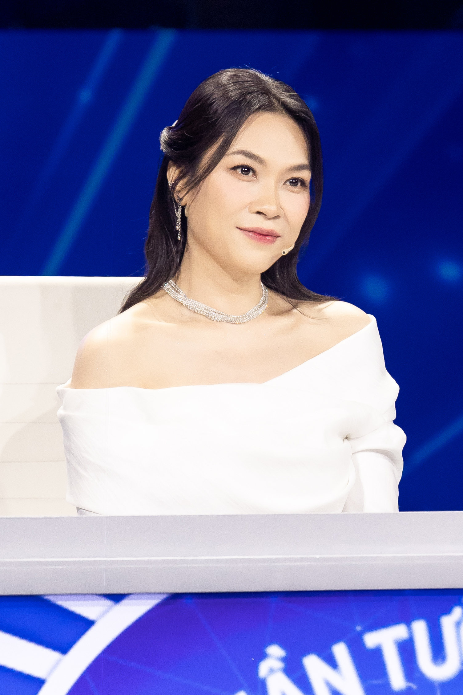 Giải trí - Vietnam Idol 2023: Lâm Phúc đột phá, được Mỹ Tâm khen 'xuất sắc nhất từ trước đến nay' (Hình 5).