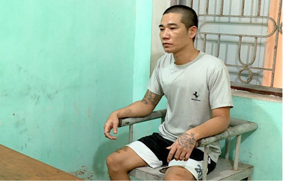 An ninh - Hình sự - Bắc Ninh: Khởi tố đối tượng vác dao chém 4 người trọng thương do 'nghĩ mình bị chửi'