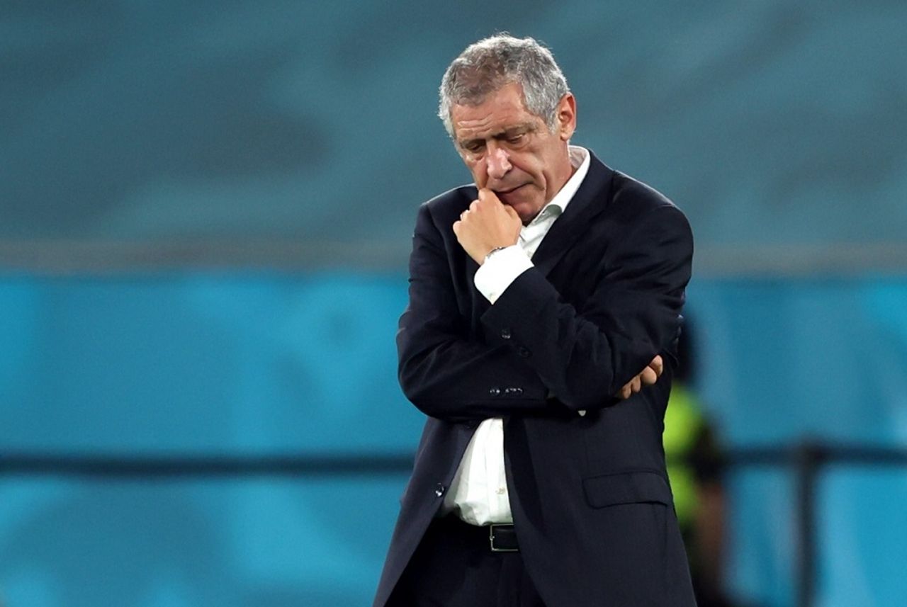 HLV tuyển Bồ Đào Nha bị sa thải sau thất bại ở World Cup 2022