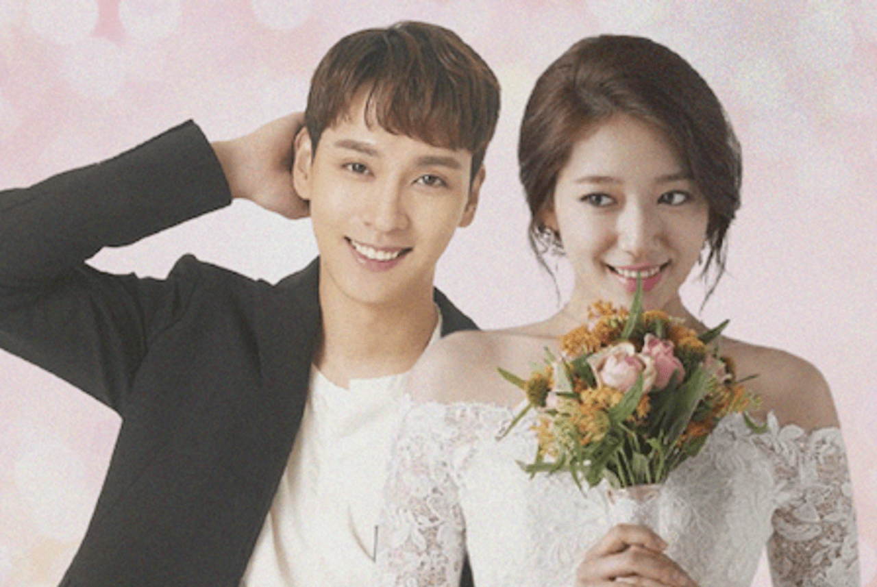 Park Shin Hye chọn đầm cưới Oscar de la Renta cho lễ cưới giản dị