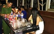 Hà Nam: Nhóm nam thanh nữ tú bay lắc trong quán karaoke Ruby