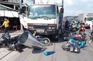 Tin trong nước - Tai nạn giao thông 3 ngày nghỉ lễ Tết Dương lịch: 67 vụ va chạm, 40 người tử vong