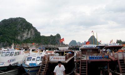 Bão số 1 cách Quảng Ninh 180 km, gần 600 du khách mắc kẹt