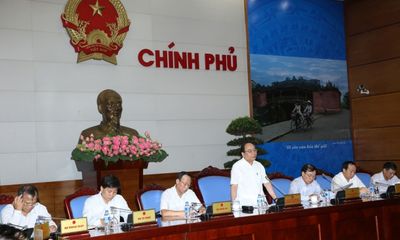 Phó Thủ tướng Nguyễn Xuân Phúc: Không để dân đi đâu cũng “ôm” giấy tờ tùy thân
