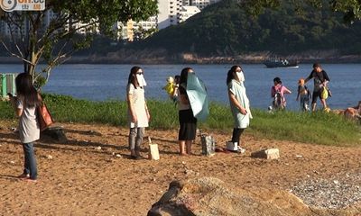 Nhìn thẳng vào mặt trời – trào lưu giảm cân mới của phụ nữ Hồng Kông