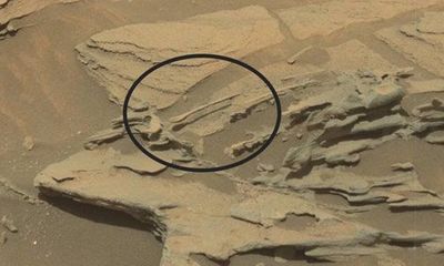 NASA phát hiện “chiếc thìa bay lơ lửng” trên sao Hỏa