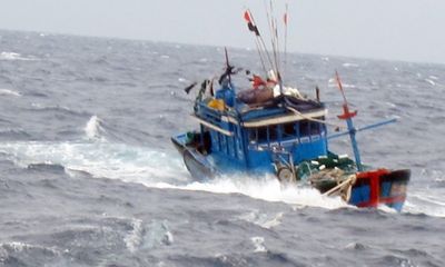 Nhiều tàu thuyền miền Trung gặp nạn do bão số 3