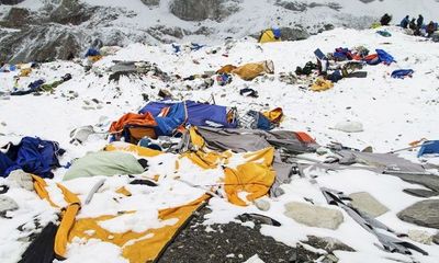 Đề xuất cấm người ít kinh nghiệm lên đỉnh Everest