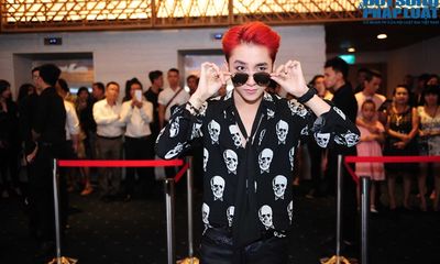Sơn Tùng, Thiều Bảo Trâm tóc đỏ ấn tượng tại Vietnam International Fashion Week
