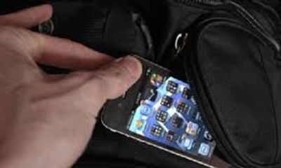 Trộm iPhone 6 rồi hẹn khổ chủ ra quán cafe chuộc lại