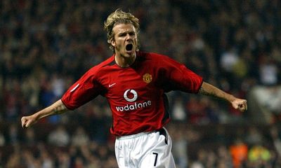 Top 3 bàn thắng đẹp nhất của David Beckham cho M.U