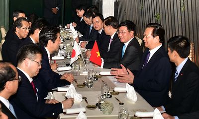 Thủ tướng Nguyễn Tấn Dũng gặp Thủ tướng Nhật Bản