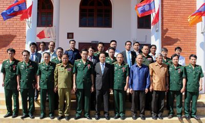 7 cán bộ, chiến sỹ BĐBP Hà Tĩnh đón nhận Huân chương LĐ hạng Ba của CHDCND Lào