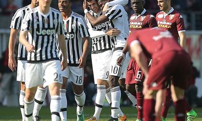 Torino 1-4 Juventus: Pogba lập siêu phẩm, Buffon phá kỷ lục giữ sạch lưới