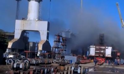 Tàu ngầm Nga bỗng dưng bùng cháy