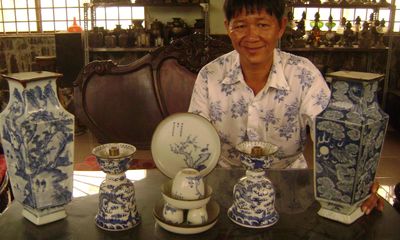 Gã “bụi đời” xuyên Việt tìm cổ vật bỏ tiền tỷ làm từ thiện