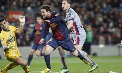 Almeria – Barcelona: “Mồi ngon” của Messi