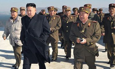 Lãnh đạo Triều Tiên thị sát một loạt tàu chiến mới