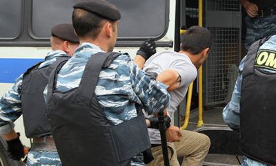 Nga tổ chức bắt giữ 700 lao động nhập cư