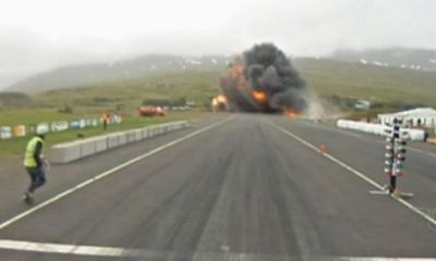 Kinh hoàng giây phút máy bay phát nổ ở Iceland