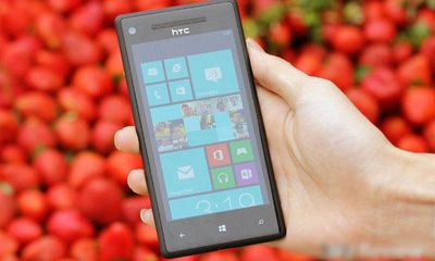 Điện thoại HTC 8X giảm giá tới 70\%