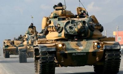 Xe tăng Thổ Nhĩ Kỳ tấn công phiến quân Hồi giáo ở Syria