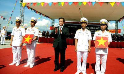 Lễ thượng cờ cấp quốc gia cho 2 tàu ngầm HQ-182 và HQ-183