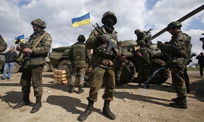 Giao tranh dữ dội ở 2 thành phố miền đông Ukraina