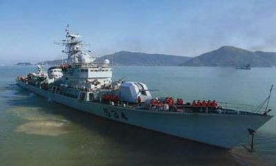 Trung Quốc mang cả hạm đội đấu với tàu chấp pháp Việt Nam