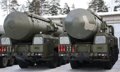 Quân đội Nga tiết lộ kế hoạch mua vũ khí và tập trận