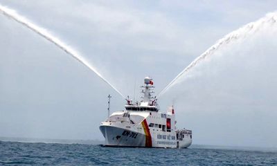 Uy lực vòi rồng của tàu kiểm ngư KN-781 hiện đại nhất Việt Nam