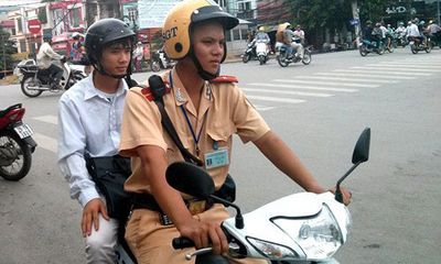 Thí sinh sẽ được cảnh sát giao thông Hà Nội hỗ trợ đến điểm thi