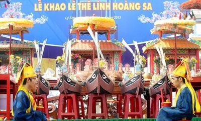 Cộng đồng dân tộc Việt Nam hướng về biển đảo Tổ quốc