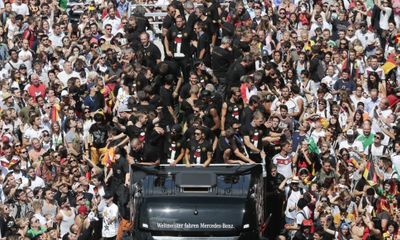 Hình ảnh nước Đức chào đón “cỗ xe tăng” toàn thắng về nước