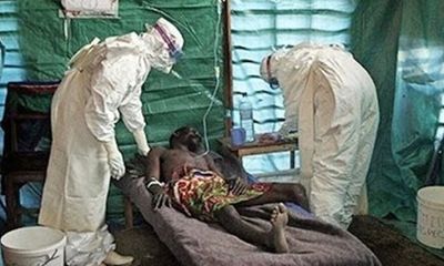 Thế giới rúng động trước đại dịch Ebola