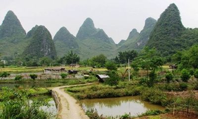 Thị dân Trung Quốc tìm về làng quê