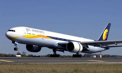 Máy bay Boeing 777 của Ấn Độ rơi tự do vì phi công ngủ gật