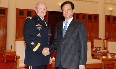 Học giả Trung Quốc lo ngại quan hệ quân sự Việt-Mỹ