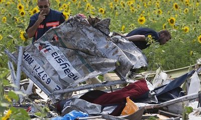 Vụ MH17: Một tháng sau vẫn còn bị bưng bít