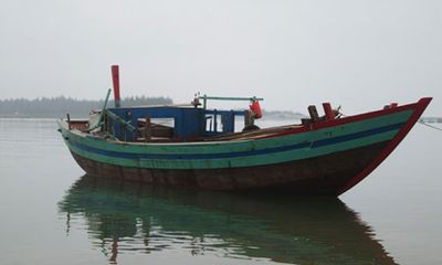 Thanh Hóa: Nổ tàu chở dầu, 2 người chết, 3 người nguy kịch