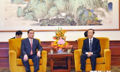 Thường trực Ban Bí thư bắt đầu chuyến thăm Trung Quốc