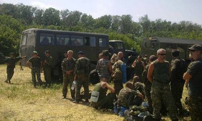 Hơn 60 binh sĩ Ukraine tháo chạy sang Nga xin tị nạn