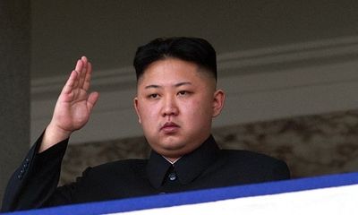Báo Hàn Quốc: Kim Jong Un vừa phẫu thuật mắt cá chân