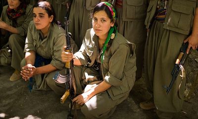 IS lại chặt đầu 3 nữ binh sĩ người Kurd