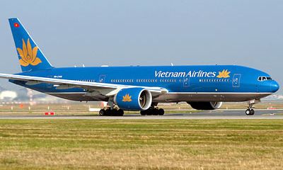 Vietnam Airlines hạ cánh khẩn cấp vì hành khách ngất