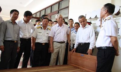 Trao tặng 1.000 chiếc giường cho quân dân huyện đảo Trường Sa