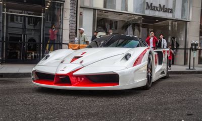 Ferrari kỷ niệm 60 năm có mặt tại Mỹ bằng dàn xe khủng