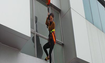 Giải pháp thoát hiểm an toàn cho nhà cao tầng